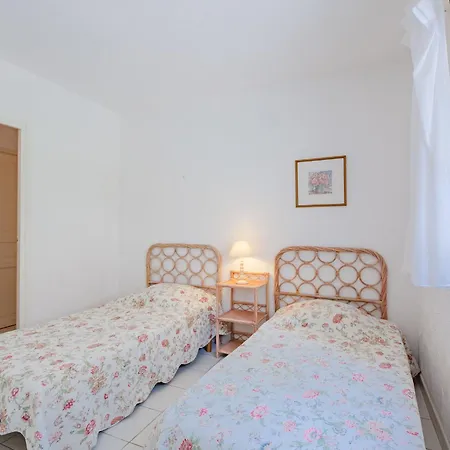 Dom wakacyjny Mas Des Chenes By Interhome